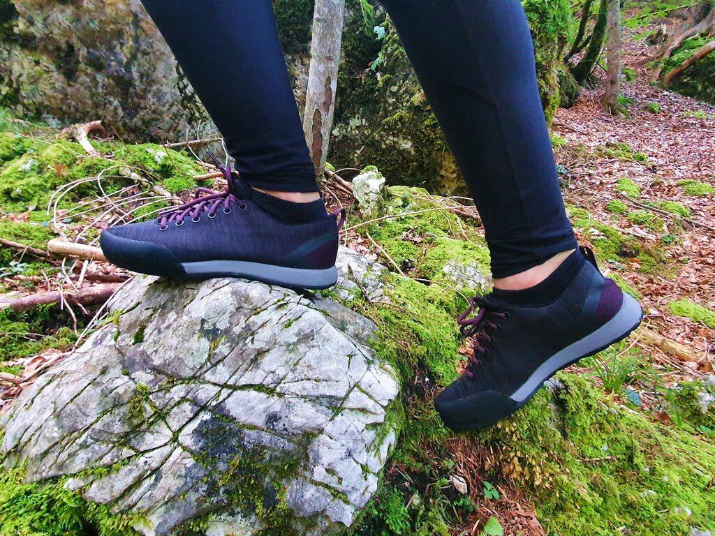 Black Diamond Circuit Mezipodešev ze středně tuhé EVA pěny přispívá k vyššímu komfortu