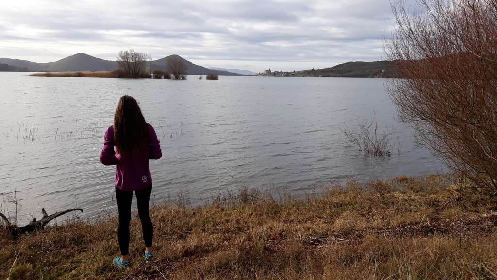 Miri Jirková při běhání v Portugalsku - příprava na expedici Manaslu 2020