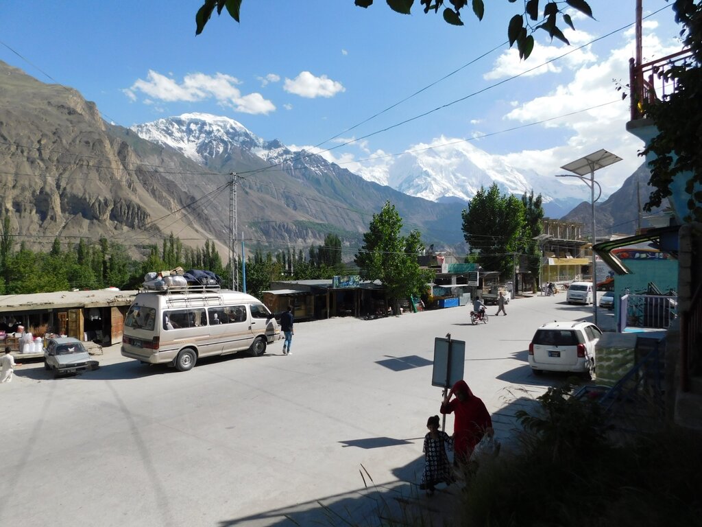 Expedice Muchu 2021 Expedice Muchu 2021 - Náš mikrobus na cestě do Aliabadu