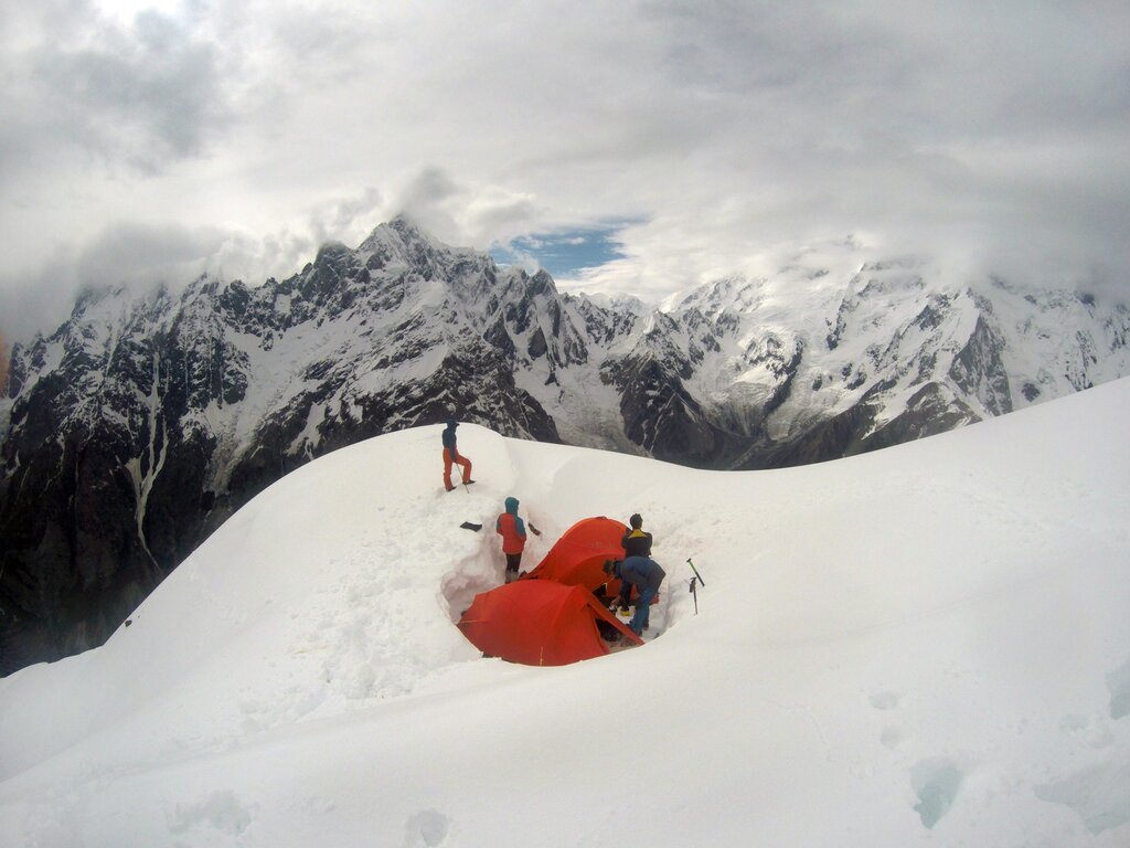 Expedice Muchu 2021 - C2 na Mramorové hoře