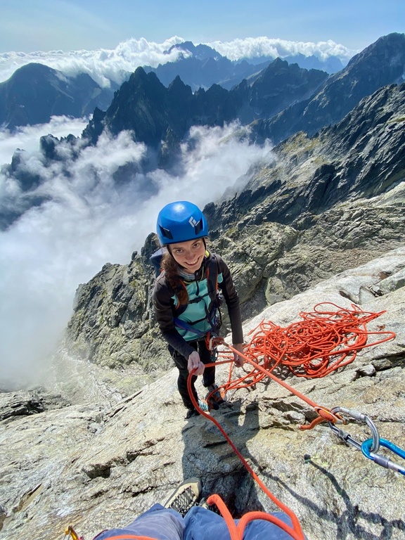 Štand před přelezem hokejky