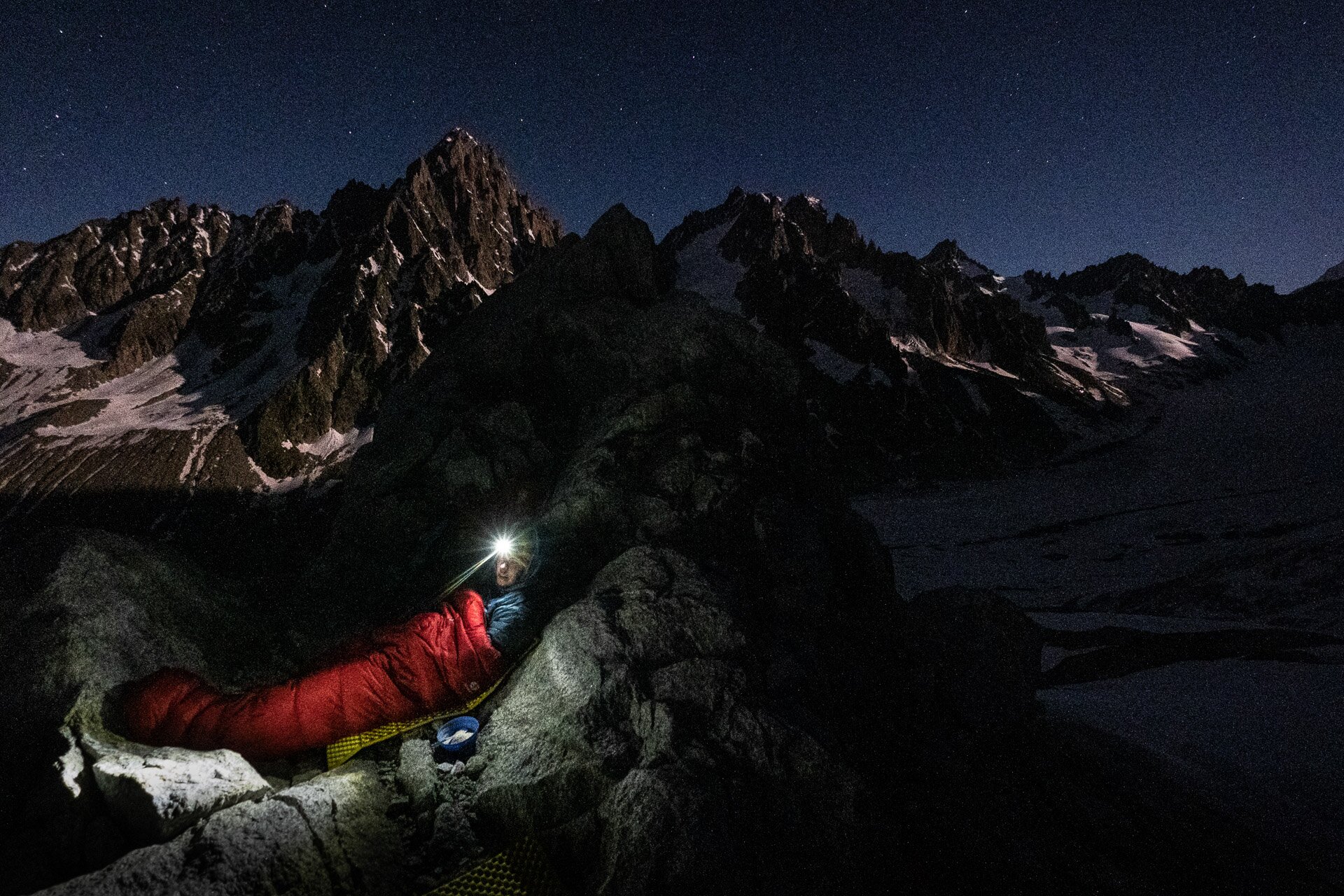 Výhled na hřeben Aig. Verte, Grande Rocheuse a Aig. du Jardin, 08/2021