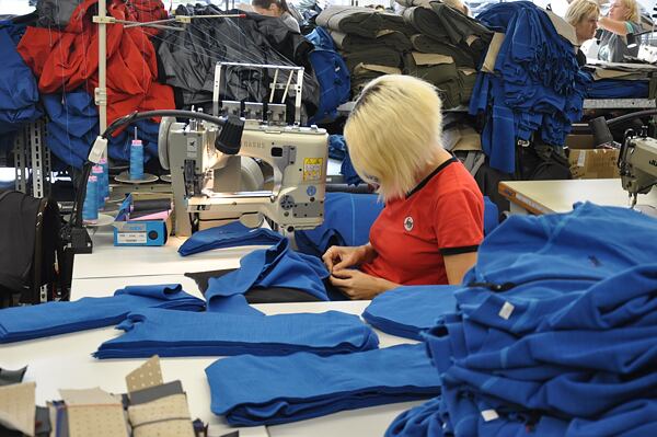 Precizní práce českých švadlen