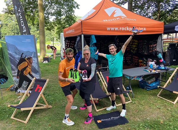 Testování bot v Rock Point Trailrunning Station v Praze oboře Hvězda