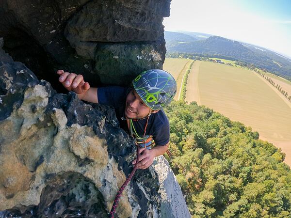 Lukáš Klingora při lezení v ČR