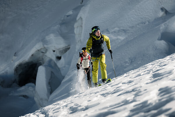 Skialpová řada Dynafit Blacklight je určena pro rychlý a efektivní výstup