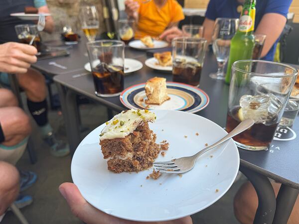 Spousta dortíčků a jídla při běžeckých výpravách není obžérství, ale kalorická povinnost!