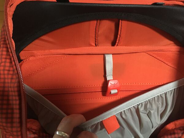 Batoh Osprey Tempest Pro 30 Lady – kapsa na hydrovak