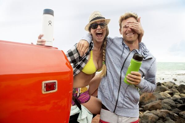 Zejména v létě je vhodné být na své outdoor aktivity vybaven pitím - ideální jsou lehké láhve Nalgene, Hydroflask, Lifesystem