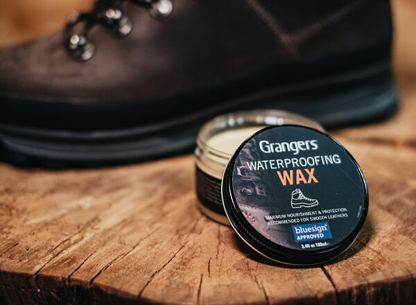 O koženou obuv je nutné pečovat, ideální volbou jsou vosky