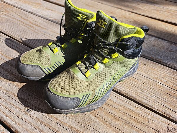 Boty GARMONT 9.81 KIDS Pulse MID WP Uni - pohodlné dětské pohorky