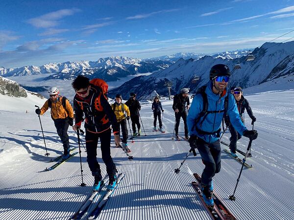 Icebreaker triko Zone Knit - Při svižném tempu po sjezdovce jsem za chvíli bundu sundala a komfort nabízelo samotné triko