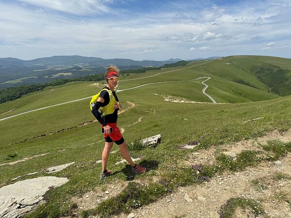 Travnaté hřebeny, nádherné výhledy a nepotkáte ani živáčka