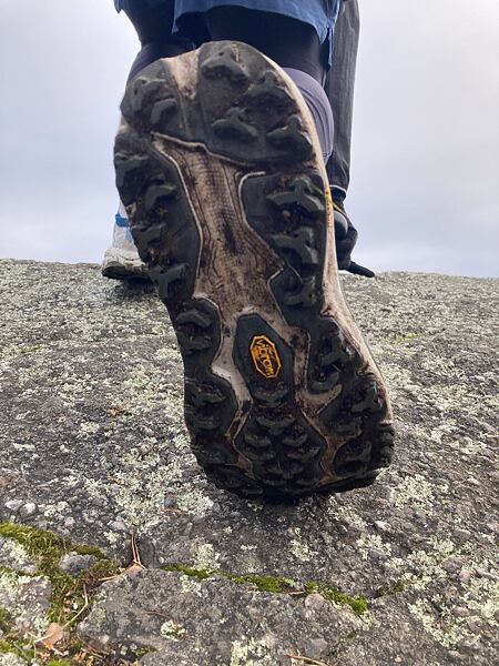 Pánské běžecké boty Hoka M Speedgoat 6 GTX – podešev Vibram® Megagrip