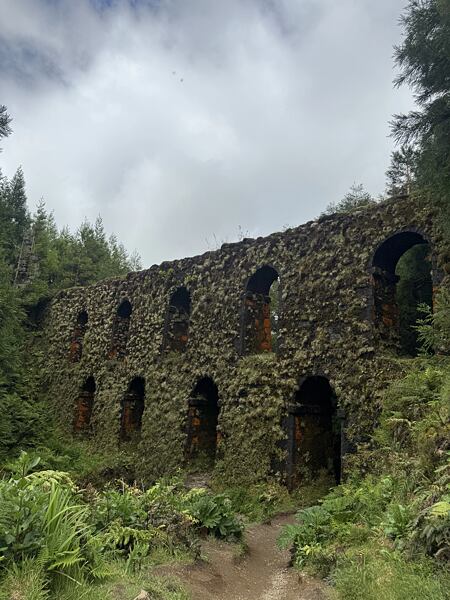 Azory - Muro Das Nove Janelas