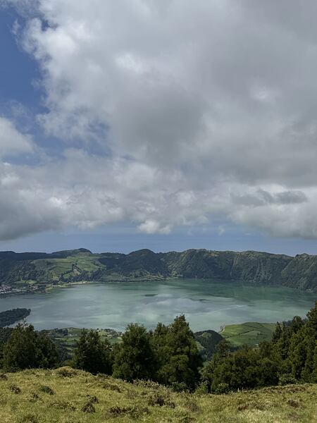 Azory - výhled z hřebenovky, nádherný trek