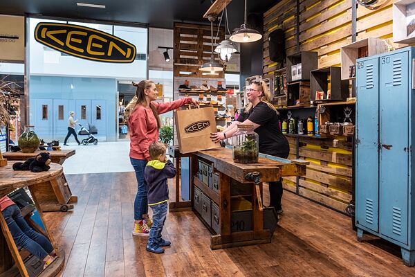 Přineste do prodejny staré nebo nepotřebné KEEN boty a získejte slevu na nové