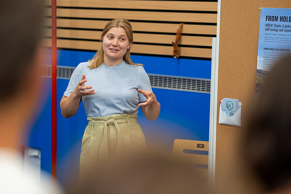 Na posterových sekcích měli mladí vědci možnost prezentovat své práce