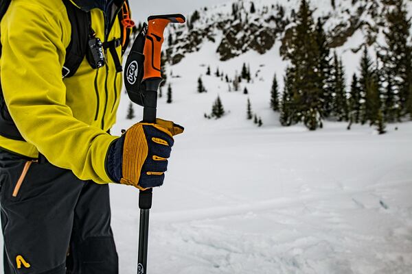 jake-hole-vzit-na-skialp-07