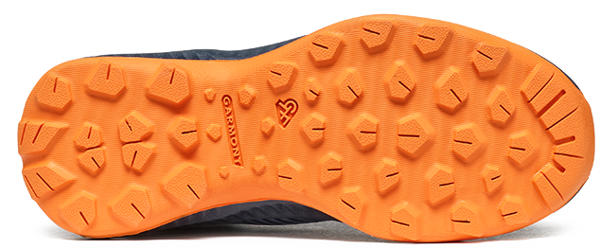 Podešev dětských trekovek Garmont Pulse 9.81 ze speciální přilnavé směsi