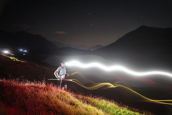 Čelovka BLACK DIAMOND DISTANCE 1500