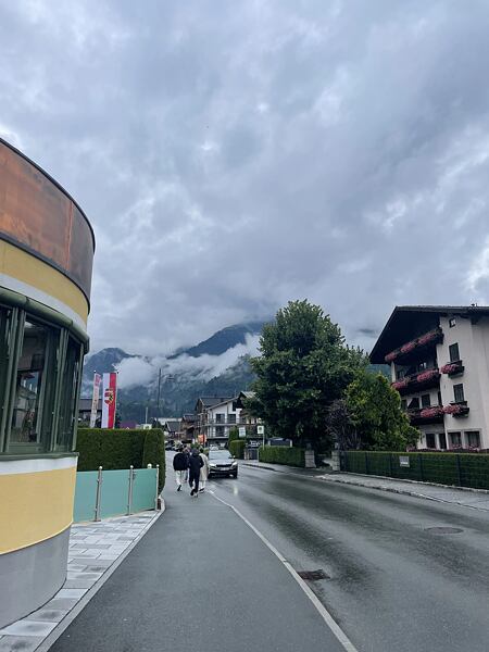 Kaprun jsem si proběhl tam i zpět při shánění píšťalky, kterou jsem zapomněl doma