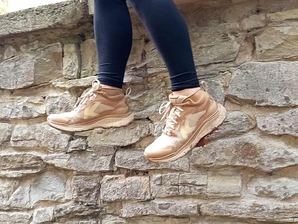 Boty KEEN LEIKI MID WP WOMEN – díky pěnovému vyměkčení a odpružení jsou velmi pohodlné 