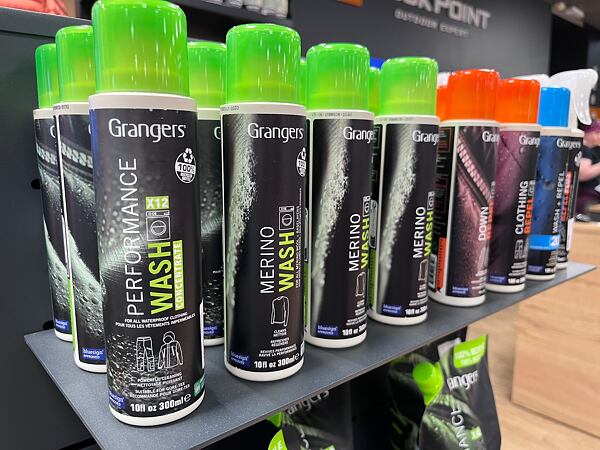 Grangers jsou prací prostředky na bázi vody, nezatěžují životní prostředí